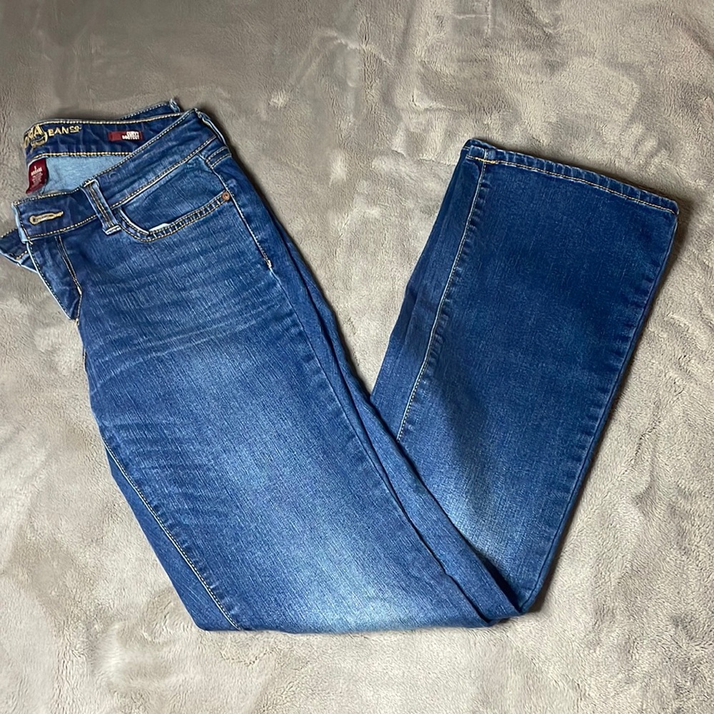 Arizona Jeans Co